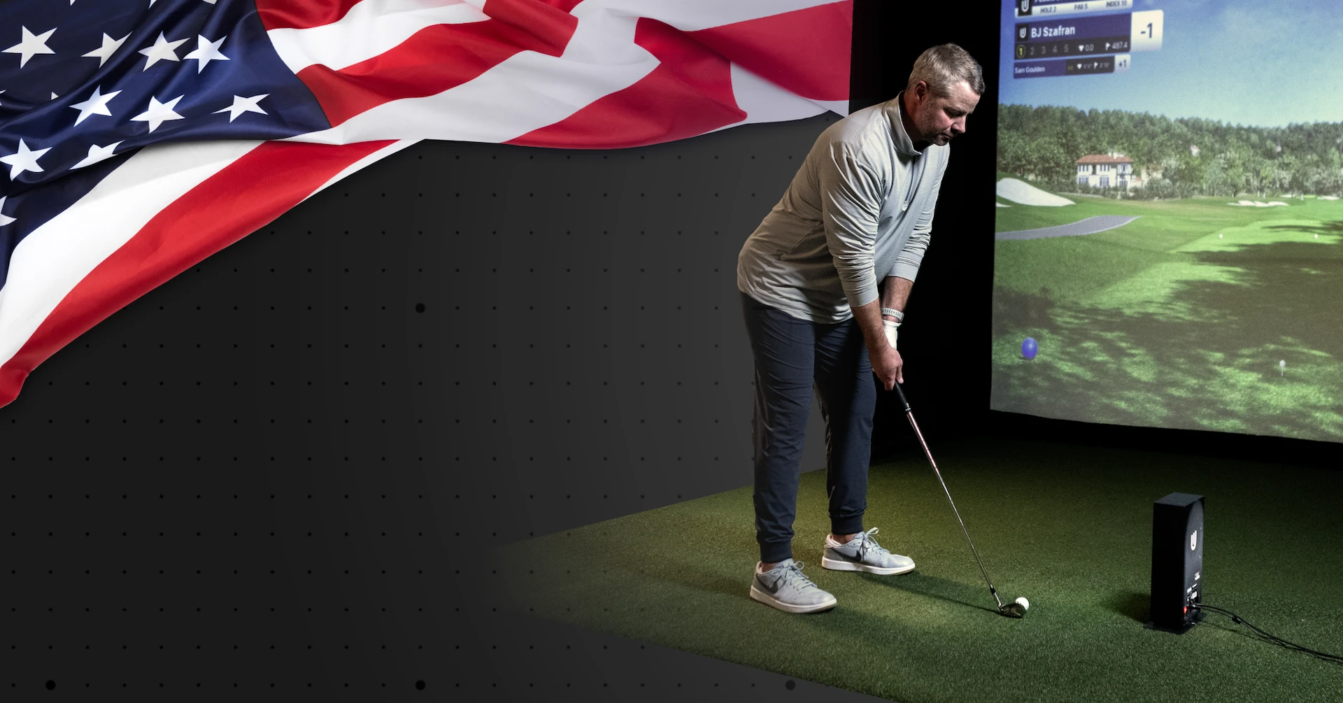 Golfer playing on Uneekor SIMKIT